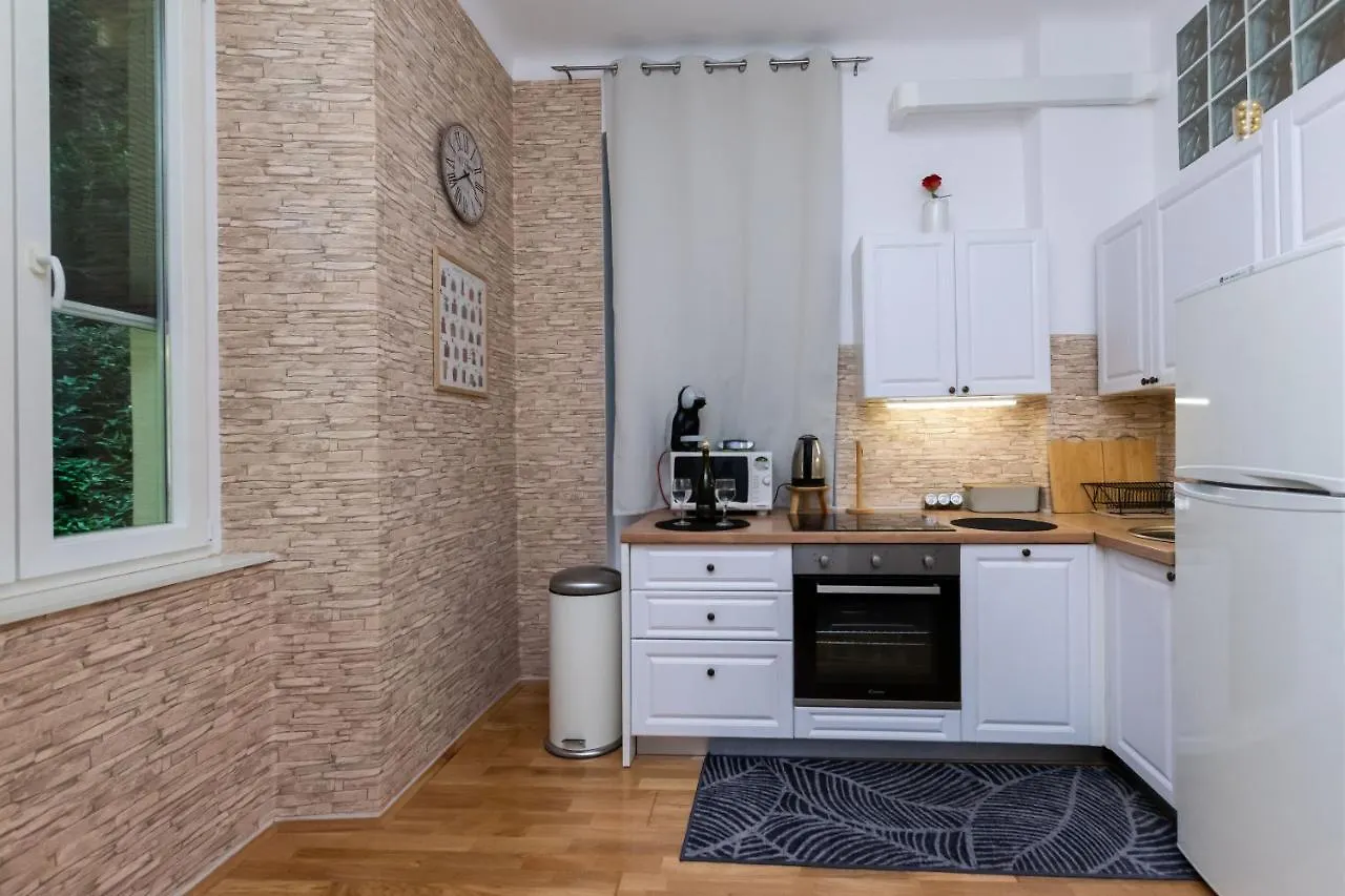 Apartment Jelena Delta Rijeka